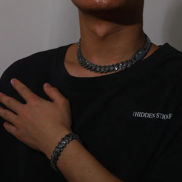 Black moissanite cuban link chain wearing