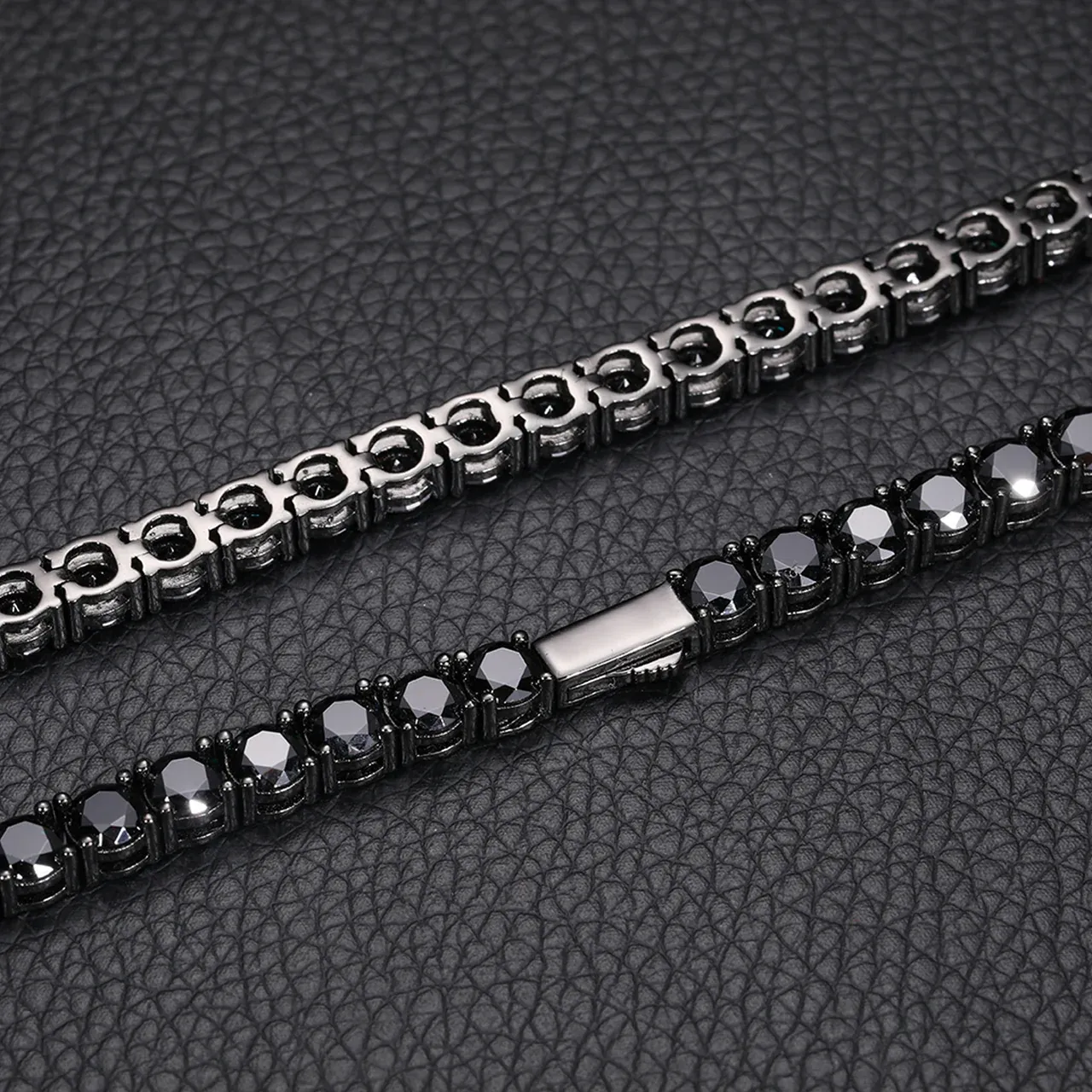 Black moissanite tennis chain black gold (2)