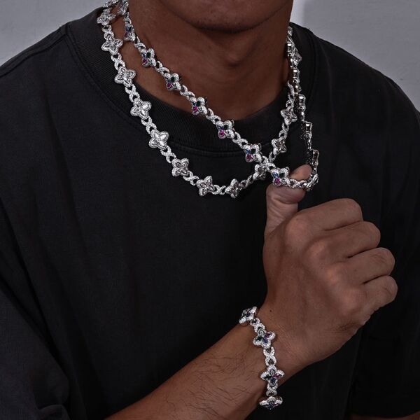 16mm Iced out Moissanite Infinity Clover Chain - 925 Silver